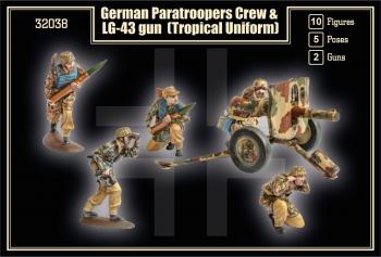 Image of German Paratroopers Tropical Uniform with 10.5CM LG42--10 figures and 2 Guns--FOUR IN STOCK.