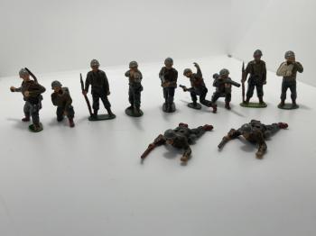 Timpo Metal Toy Sodiers WWII GI's--11 figures - Lot 3--RETIRED--LAST ONE!! Timpo Metal Toy Sodiers WWII GI's--11 figures - Lot 3--RETIRED--LAST ONE!! #46078