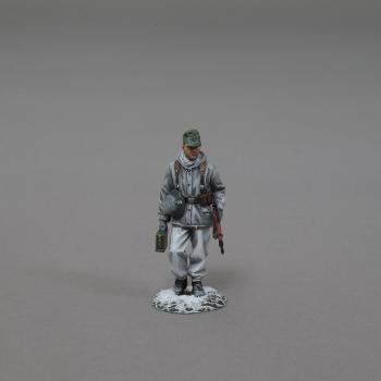 Winter Rifleman # 1 with Cap and Ammunition Case, Winter Patrol--single German WWII figure--RETIRED -- LAST ONE! Winter Rifleman # 1 with Cap and Ammunition Case, Winter Patrol--single German WWII figure--RETIRED -- LAST ONE! #46440